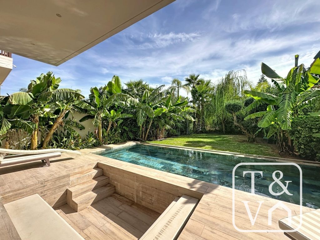 VILLA ÉLÉGANTE À VENDRE AU CŒUR DU GOLF ARGAN