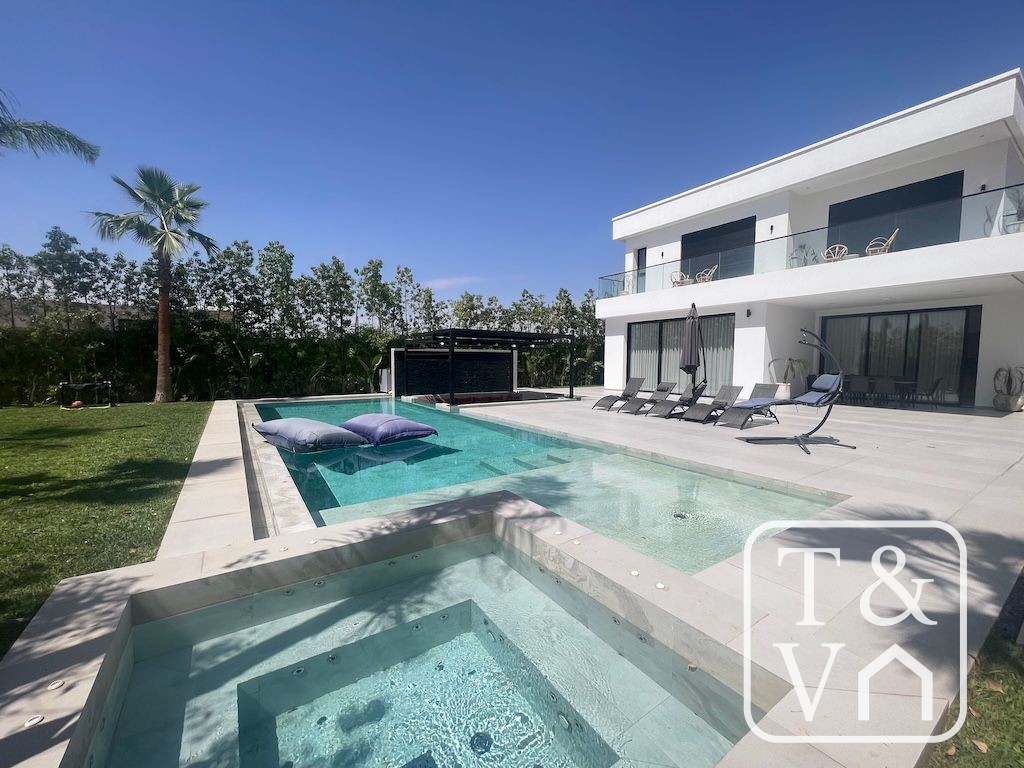 Villa Contemporaine Neuve à Vendre, Route de l&rsquo;Ourika, Marrakech